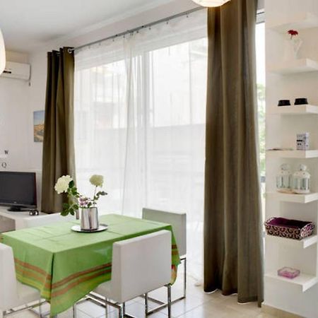 Thelma'S Apartment เอเธนส์ ภายนอก รูปภาพ