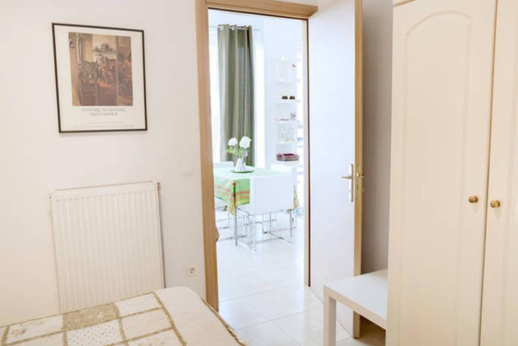 Thelma'S Apartment เอเธนส์ ภายนอก รูปภาพ