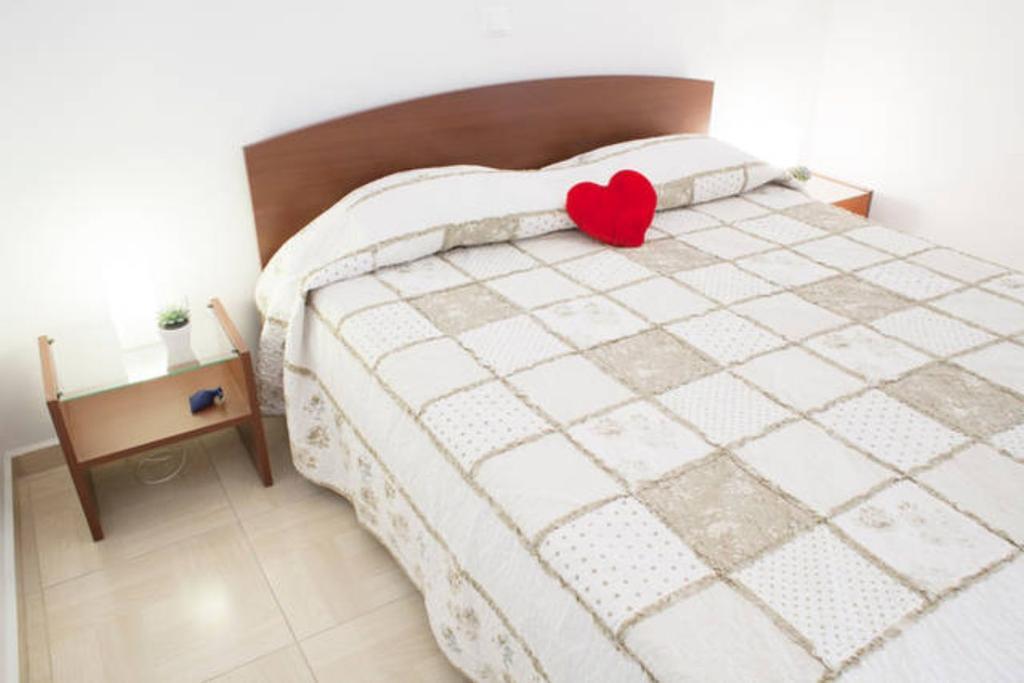 Thelma'S Apartment เอเธนส์ ภายนอก รูปภาพ
